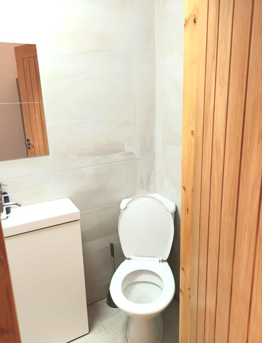 Rooms In Manchester 6 Minutes Drive To Victoria Station Exterior foto
