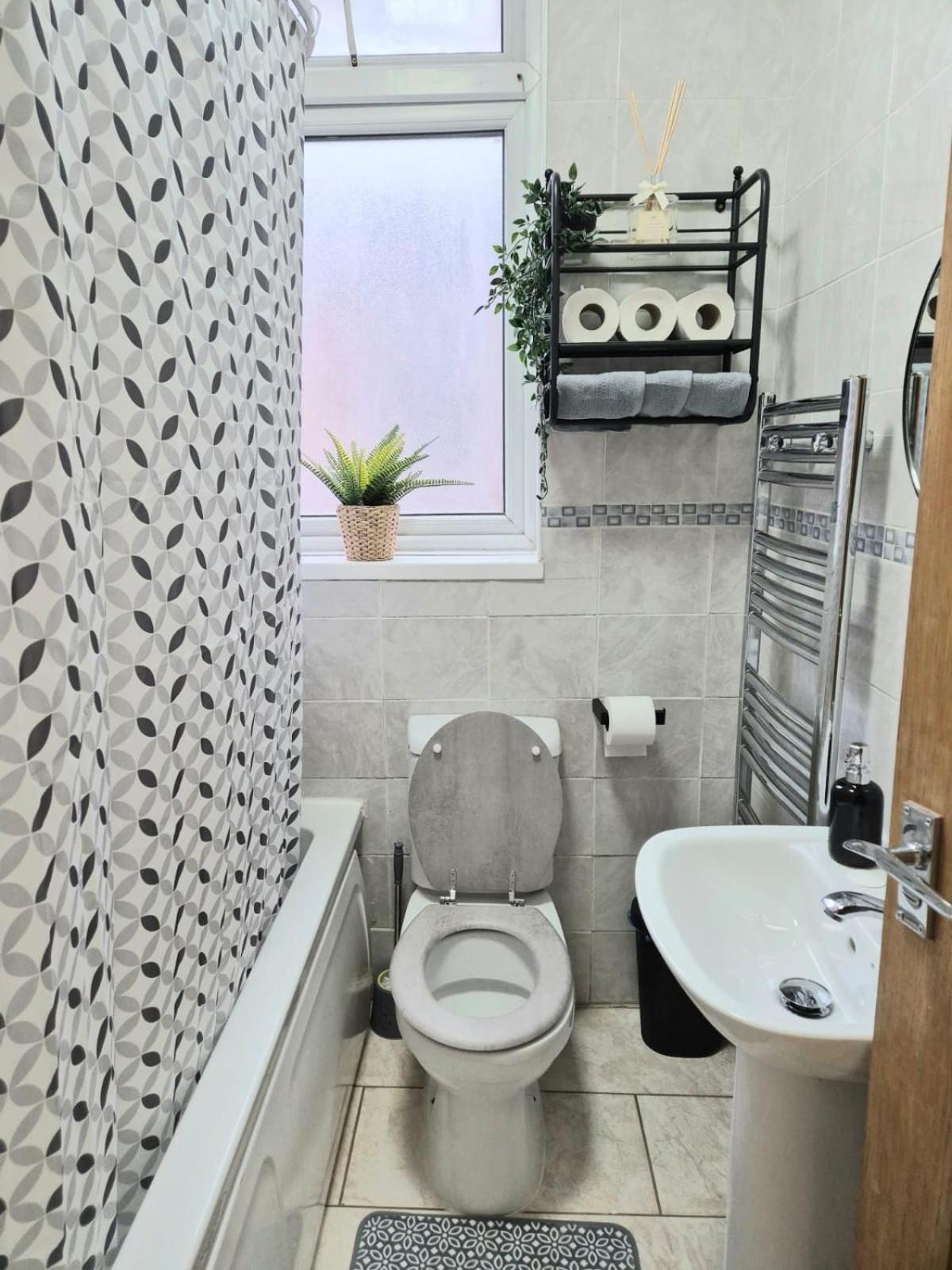 Rooms In Manchester 6 Minutes Drive To Victoria Station Exterior foto