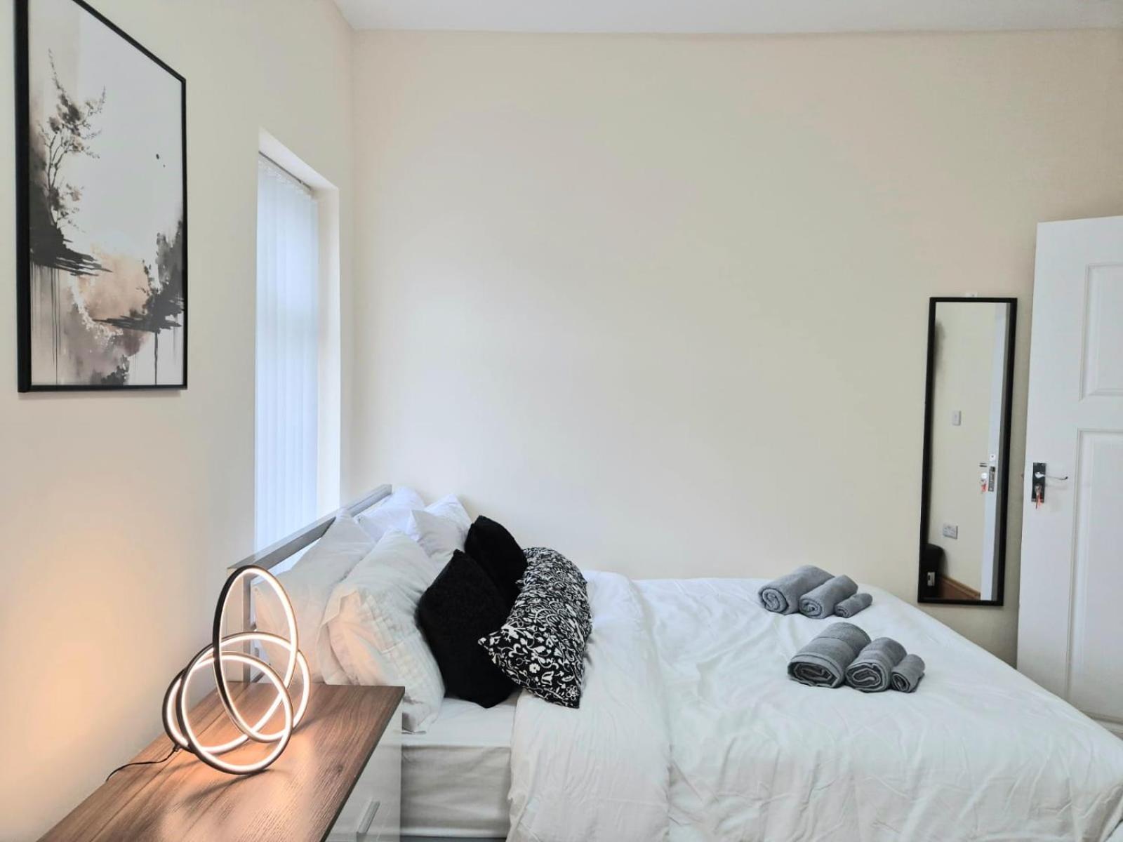 Rooms In Manchester 6 Minutes Drive To Victoria Station Exterior foto